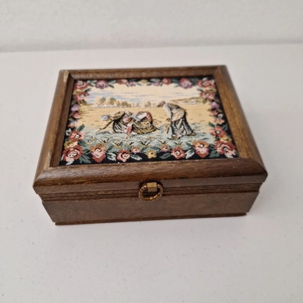 Vintage Tapestry Jewelry Box Art Floral Women Working Field Country Farmhouse